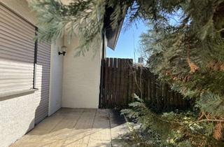 Doppelhaushälfte kaufen in 71067 Sindelfingen, Sifi-Hinterweil: Solide Doppelhaushälfte in ruhiger, sonniger Lage