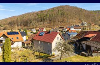 Haus kaufen in 96260 Weismain, Exklusives Anwesen auf 23.000 m²! Saniertes EFH mit Bauplatz in idyllischer Lage