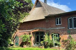 Haus kaufen in 25582 Drage, LANDWIRTSCHAFTLICHES ANWESEN - 3 HEKTAR LAND UND ca. 500 QM WOHNEN
