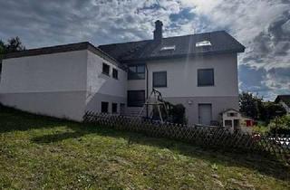 Haus kaufen in Bergstr. 45, 75382 Althengstett, Gepflegtes 2 Fam. Haus mit großem Grundstück und Doppelgarage in Althengstett