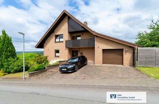 Haus kaufen in 33184 Altenbeken, Zweifamilienhaus mit Ausbaureserve und herrlichem Ausblick in bevorzugter Wohnlage