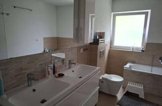 Reihenhaus kaufen in 63110 Rodgau, Energieeffizientes Split-Level-Reihenhaus mit Kamin & Garten – Ideal für Familien!"