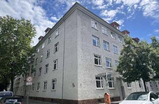 Anlageobjekt in 10365 Lichtenberg, Provisionsfrei! Vermietete 3-Zimmer-Altbauwohnung mit Balkon, sichere Kapitalanlage in Lichtenberg