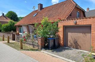 Anlageobjekt in Wolthäuser Straße 15,15a, 29308 Winsen, Geräumiges 12-Zimmer- 2x Einfamilienhäuser mit Scheune in Winsen Aller