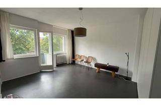 Wohnung kaufen in Paul-Lincke-Ufer 31, 10999 Kreuzberg, Schönste Studentinnenbude von Berlin! Direkt am Paul-Lincke-Ufer, frei, X-berg, Südbalkon, Aufzug