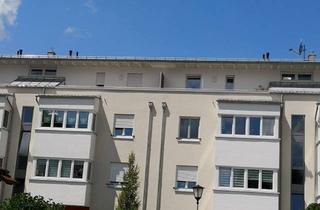 Wohnung kaufen in Arberweg 19, 82538 Geretsried, Lichtdurchflutete 2 Zimmer Dachterrassenwohnung im Tannenhof in Geretsried