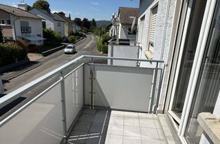 Wohnung mieten in Tannenweg 14, 61169 Friedberg, ideal für Studenten - Geschmackvolle, vollständig renovierte 1-Zi-Whg mit Balkon in Friedberg