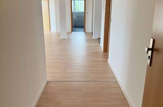 Wohnung mieten in Hauptstraße 47, 72539 Pfronstetten, Großzügige 5-Zimmer-Maisonette mit Balkon & EBK – direkt an der B312 in Pfronstetten