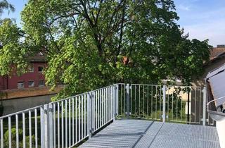 Wohnung mieten in 82110 Germering, Exklusive, geräumige und neuwertige 2-Zimmer-Wohnung mit Balkon und Einbauküche in Germering