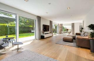 Villa kaufen in 81247 Obermenzing, Rarität: Luxuriöse Bauhaus-Villa im besten München-Obermenzing