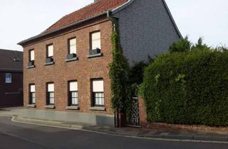 Einfamilienhaus kaufen in Langstegerweg, 41363 Jüchen, PROVISIONSFREI! Charmantes, freistehendes Einfamilienhaus, Saniertaltbau, Ruhiglage in Jüchen-Stadt