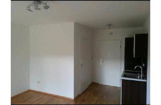 Wohnung kaufen in 93080 Pentling, Pentling - Vermietete Studentenwohnung mit Terrasse und ohne Maklerprovision