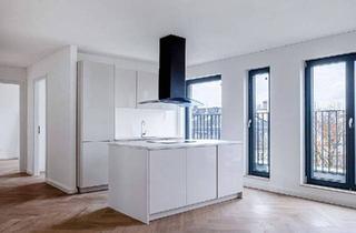Penthouse kaufen in 13158 Berlin, Berlin - Sonniges Penthouse im Erstbezug: Modernes Wohnen über historischen Mauern