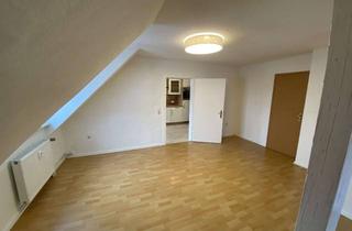 Wohnung mieten in 34298 Helsa, Komfortable 4-Zimmer-Wohnung mit Aussicht in Hels-Wickenrode