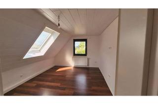 Wohnung mieten in 73527 Schwäbisch Gmünd, Schöne 3-Zimmer-Dachgeschosswohnung mit Balkon und Einbauküche in Schwäbisch Gmünd