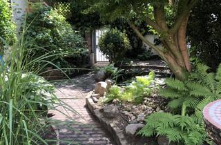 Wohnung mieten in 51379 Opladen, Stilvolle, geräumige , renovierte 2-Zimmer-Wohnung mit Garten, Wintergarten und Einbauküche