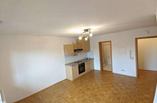 Wohnung mieten in Weidestraße 5a, 83024 Rosenheim, Stilvolle, gepflegte 1-Raum-Wohnung mit gehobener Innenausstattung mit EBK in Rosenheim