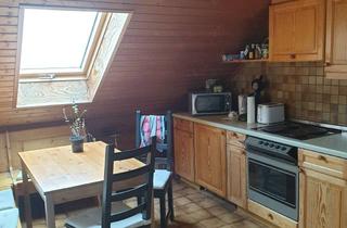 Wohnung mieten in 96050 Bamberg, Ansprechende 2-Zimmer-DG-Wohnung in Bamberg mit möbl. Essküche