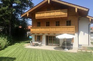 Wohnung mieten in Birkenstr. 11, 83707 Bad Wiessee, Stilvolle, neuwertige 2-Zimmer-DG-Wohnung mit Balkon und EBK in Bad Wiessee