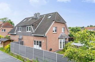 Doppelhaushälfte kaufen in 25469 Halstenbek, Charmante Doppelhaushälfte in gefragter Lage – Ihre Chance in Halstenbek!