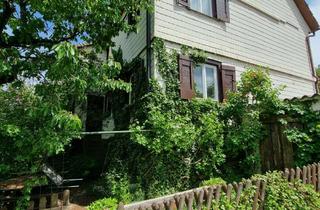 Haus kaufen in 78056 Villingen-Schwenningen, Charmante DHH in schöner Lage von VS-Schwenningen sucht Handwerker/In