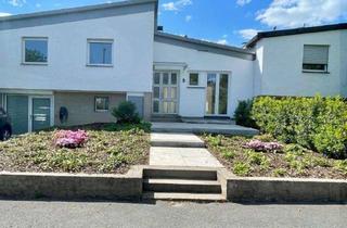 Haus mieten in 61348 Bad Homburg, 5-Zimmer-Reihenhaus mit gehobener Innenausstattung und EBK in Bad Homburg vor der Höhe