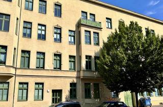 Wohnung kaufen in 39108 Stadtfeld Ost, Schöne 3-Zimmer-Altbau-Whg. mit Balkon als Kapitalanlage*vermietet* zu verkaufen