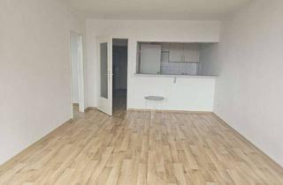 Wohnung mieten in Lange Straße 4-, 27749 Mitte, Wir renovieren und Ihre Familie zieht ein: 3-Zimmer-Wohnung mit Einbauküche und Balkon - 58 m²