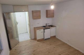 Wohnung mieten in Landshuter Allee 79, 80637 Neuhausen-Nymphenburg, Sofort frei, U-Bahn "Rotkreuzplatz", 1 Zimmer im Souterrain-/1. Untergeschoss