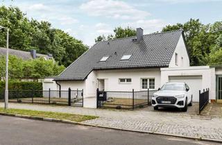 Einfamilienhaus kaufen in 14109 Wannsee, Wohnen am Wald - Einfamilienhaus mit Waldzugang und sonnigem Südwestgarten in bester Wannsee-Lage
