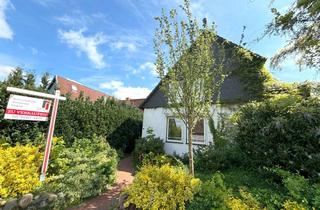 Einfamilienhaus kaufen in Op De Geest 17, 24536 Einfeld, ***Einfamilienhaus mit Einliegerwohnung in ruhiger gefragter Lage*** (RÖMBKE IMMOBILEN KG)