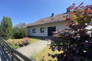 Haus kaufen in 95213 Münchberg, PROVISIONSFREI! Münchberg Zweifamilienhaus mit Einliegerwohnung u. vermieteten Dachgeschoss