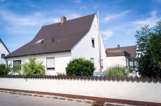 Einfamilienhaus kaufen in 84061 Ergoldsbach, Freistehendes Einfamilienhaus in ruhiger Lage im Herzen von Ergoldsbach.