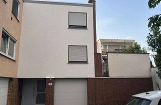 Haus mieten in 53359 Rheinbach, Haus in Rheinbach ca. 125qm Wohnfläche, 5 Zimmer zu Mieten