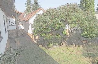 Haus kaufen in 96465 Neustadt, Zum Verkauf stehen zwei Häuser…. die unterschiedlicher nicht sein könnten. Standort: in einem OT von Neustadt b. Coburg