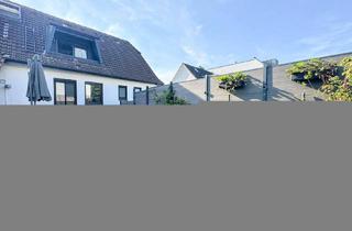 Doppelhaushälfte kaufen in 22880 Wedel, Wedel - Doppelhaushalte - komplett saniert in Top-Lage!