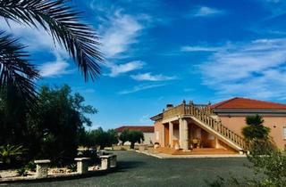 Villa kaufen in 80333 München, München - Wunderschöne Villa mit großem Grundstück in Alicante