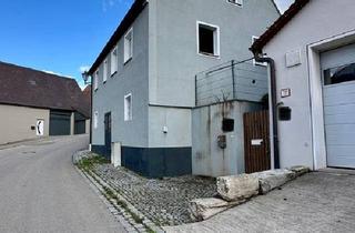 Einfamilienhaus kaufen in 91580 Petersaurach, Petersaurach - Charmantes Haus mit großem Grundstück