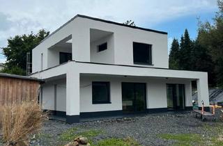 Villa kaufen in 57629 Malberg, Malberg - Anwesen Neubau Architekten Villa in der Natur Dreifelder Weiher