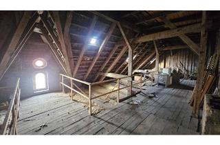 Wohnung kaufen in 12051 Berlin, Berlin - Dachgeschossrohling mit Baugenehmigung - 200 m² Neukölln