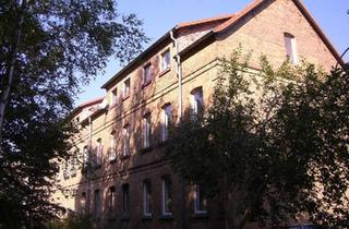 Mehrfamilienhaus kaufen in 01979 Lauchhammer, Lauchhammer - Denkmalgeschütztes Mehrfamilienhaus mit 12 WE & großem Grundstück