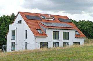 Wohnung kaufen in Schulstraße 62, 96199 Zapfendorf, Zapfendorf - **Abverkauf !! Nur noch 1-Wohnung !!! 2 Zi. mit Terasse und Gartenanteil-Neubau **