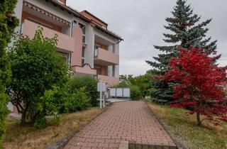 Wohnung kaufen in 04680 Zschadraß, Dachgeschoss mit Fußbodenheizung und Loggia - bezugsfreie 2-Raum-Wohnung