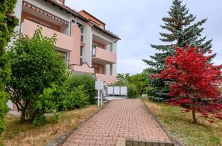 Wohnung kaufen in 04680 Zschadraß, Dachgeschoss mit Fußbodenheizung und Loggia - bezugsfreie 2-Raum-Wohnung