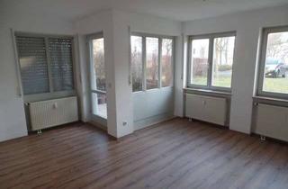 Wohnung mieten in Fliederweg, 08112 Wilkau-Haßlau, ebenerdige Wohnung, Terrasse
