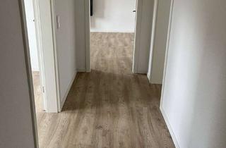 Wohnung mieten in Niederkleiner Straße 13, 35279 Neustadt, 3-Zimmer-Wohnung mit Balkon in 35279 Neustadt (Hessen)