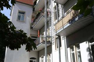 Wohnung mieten in Münchner Str. 21, 01187 Südvorstadt-West, Tolle 2-Raum-DG-Wohnung in UNI Nähe mit Parkettboden, EBK, Bad mit Wanne, GWC