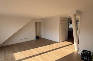 Wohnung mieten in 78050 Villingen-Schwenningen, Lichtdurchflutete 2,5-Raum-DG-Wohnung mit Südbalkon in Villingen