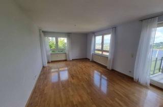 Wohnung mieten in 73732 Esslingen, 3-Zimmer-Wohnung mit Weitblick, Loggia & TG-Zugang