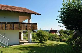 Wohnung mieten in 88410 Bad Wurzach, Helle 2,5-Zimmer-Wohnung mit großer Terrasse, Garten und traumhafter Bergsicht